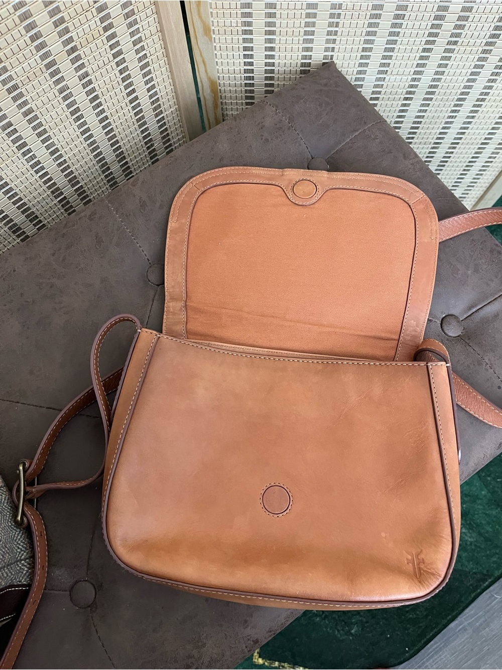 Frye Cognac Leather Crossbody Bag 10x8x2.5 - Picture 7 of 13